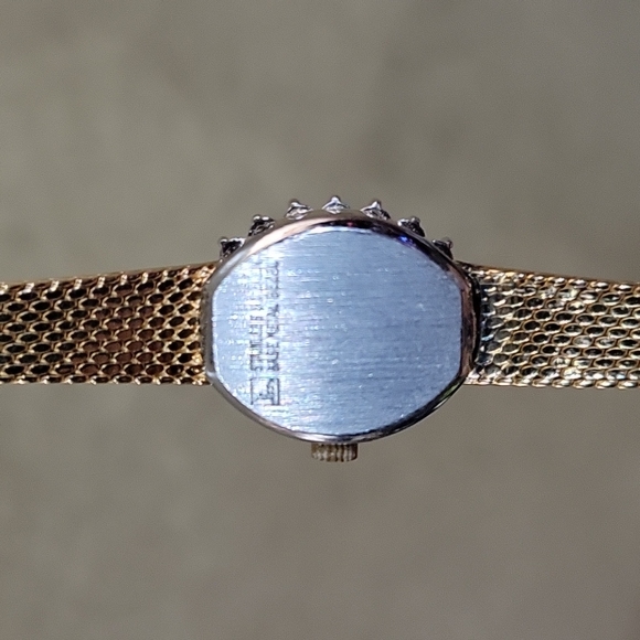 Vintage Rare Quasatron Women\'s watch Italy stamp